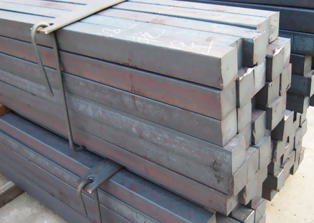 Стальной горячекатаный квадрат 55 ст3