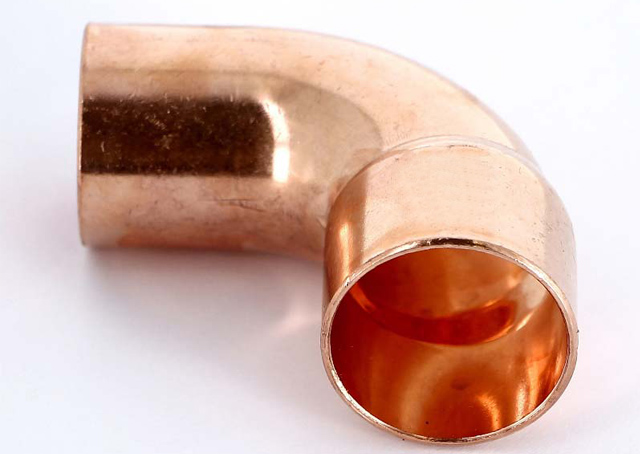 Медный однораструбный угол 90 ̊ 2 5/8