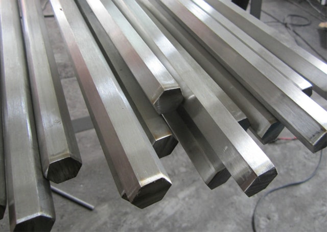 Стальной шестигранник  27 ст45